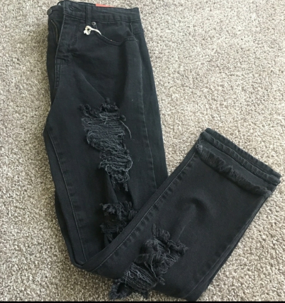 High Rise Distressed Tapered Leg Mom Jean's - Picture 3 of 3